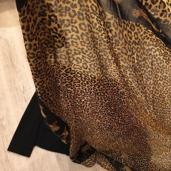 Cheetah Animal Print Oblong Lightweight Scarf NWOT - Picture 7 of 7